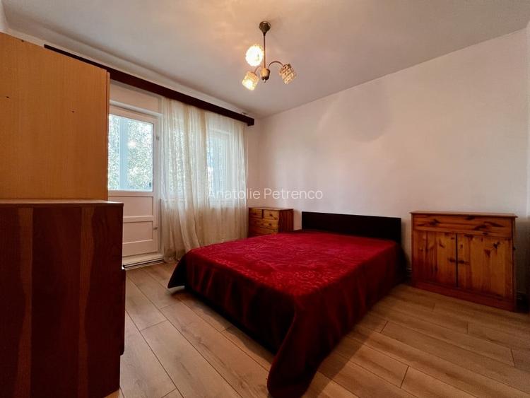 Apartament 3 camere cu garaj, decomandat, etaj intermediar, 65mp, zona Girocului
