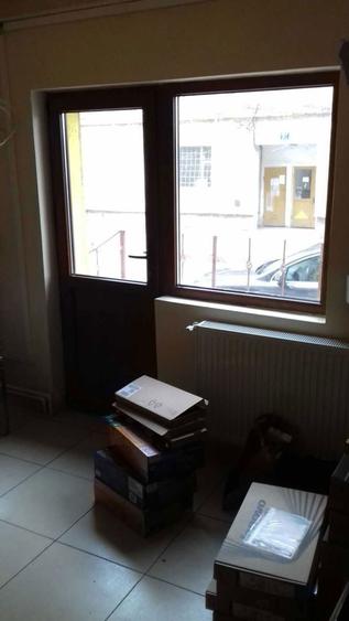 Spatiu Comercial-Birou Zimnicea -str. Calugareni - 5
