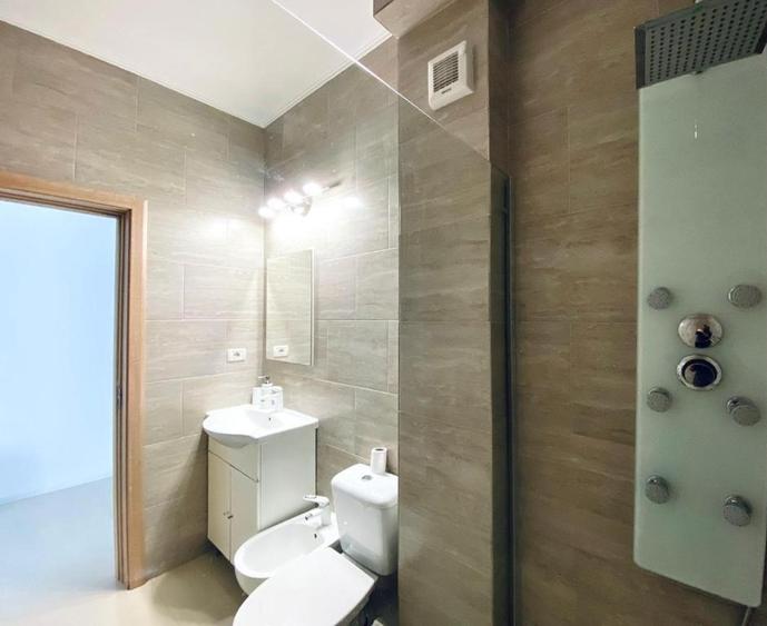 Mamaia Nord- Garsoniera 40mp mobilata-utilata, termen lung, la 30m de plaja - 6