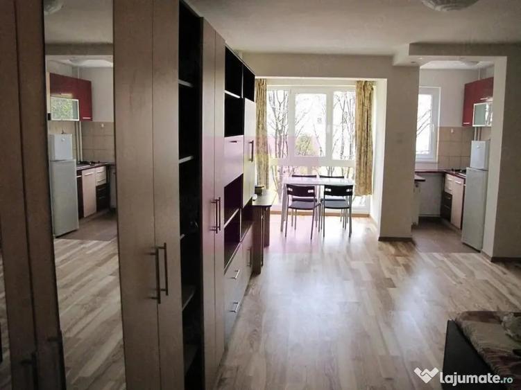 Garsonieră semidecomandată în Basarabia