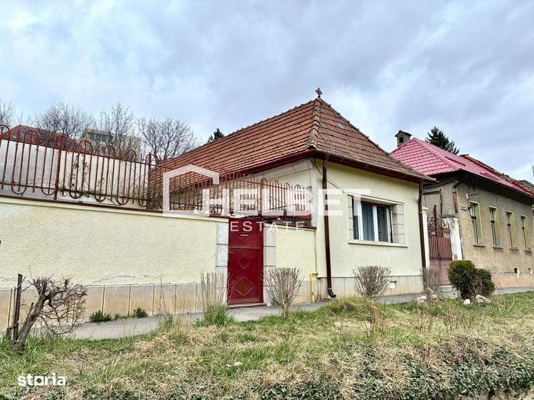 Casa / Centrul Istoric / Teren 280 mp / 5 Camere - 17