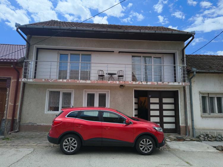 Casa de vanzare localitatea Plugova - 2