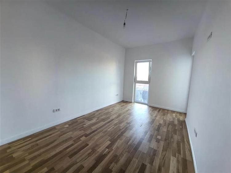 Ap. 3 camere, et.2, bloc nou cu lift - 11