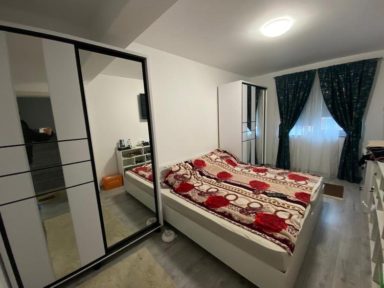 Duplex cu 4 camere si mansarda. Complet mobilat si utilat. Comision 0 - 23