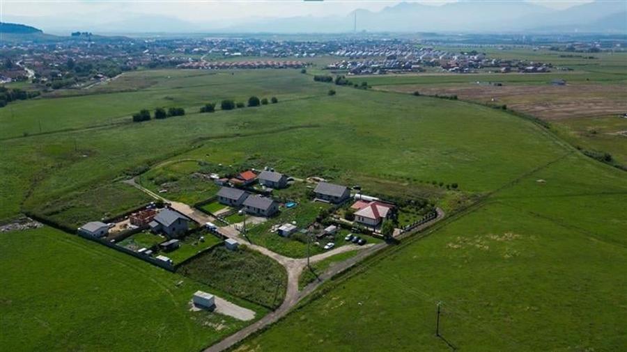 Casa noua pe parter,salon generos,terasa, pod mansardabil,teren 476mp,Sanpetru B - 19