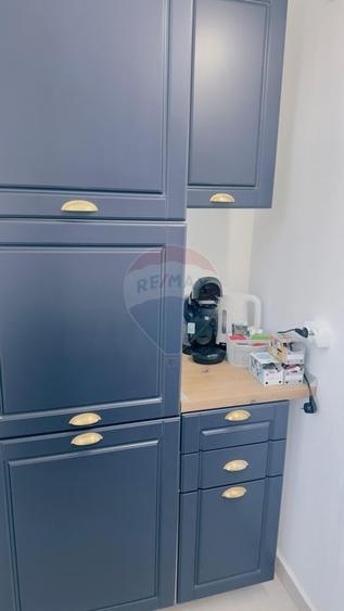 Apartament cu 2 camere semidecomandat, mobilat în Craiovița Nouă