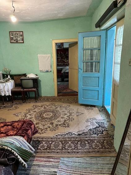 Casă cu 5 camere cu Teren 1100 Mp în Oltina