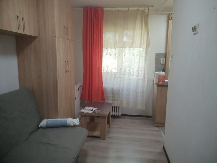 Berceni, Piata Sudului, Resita - 5