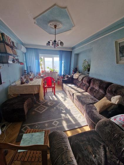 Apartament cu 3 camere, decomandat, etajul 5/9, zona Pacurari - 3