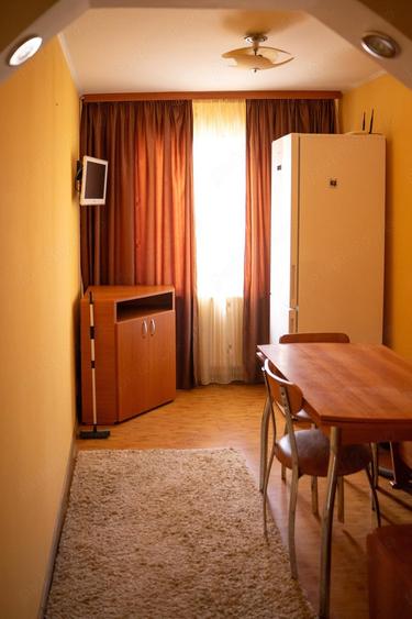 Vanzare Apartament 3 camere, Alexandria, zona centrala - 10