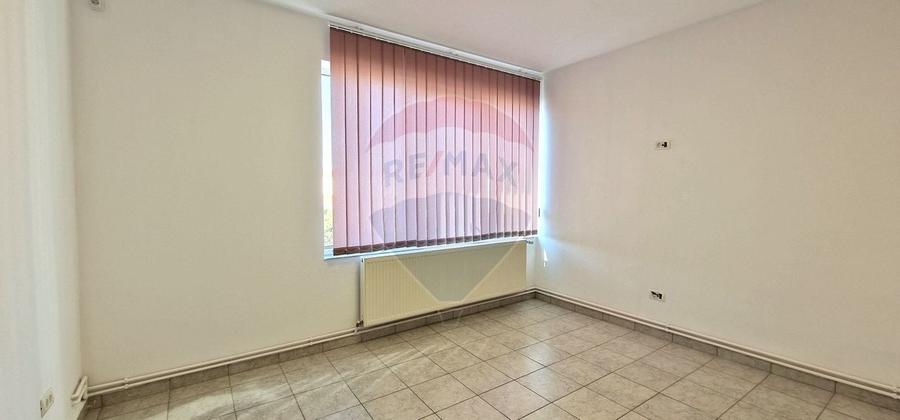 Birou de închiriat Brașov 35 mp, Uzina 2, cu parcare - 8