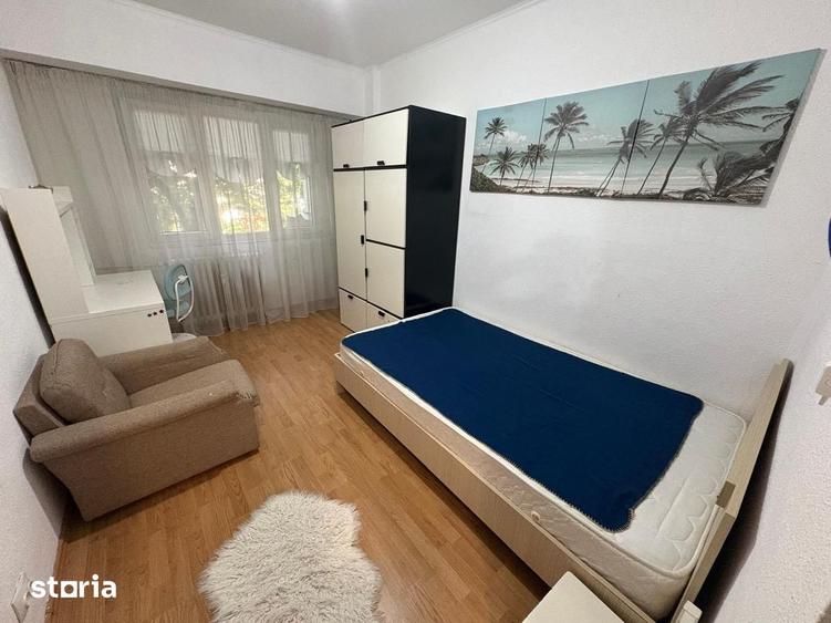 Apartament cu 3 camere decomandat în Grivița