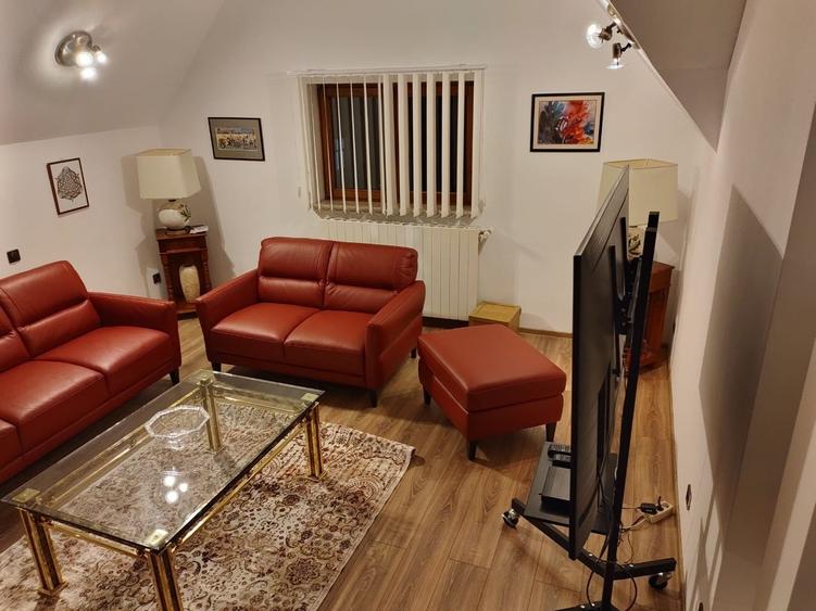 Apartament cu 2 camere semidecomandat, mobilat în Capitale
