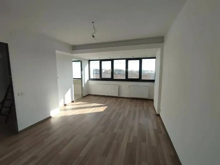 Casă 4 Camere Otopeni | Individuala |Terasa Pe Acoperis | Curte 430 mp - 15