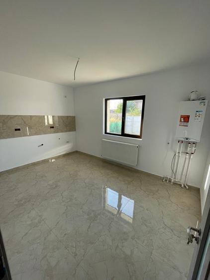 Individuală pe parter, toate utilitățile, granita Bragadiru-Clinceni - 1