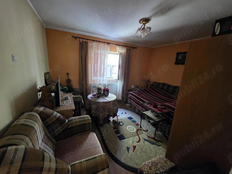 Casa 127 mp + teren 1800 mp, foisor si iaz - Dragasani - 3