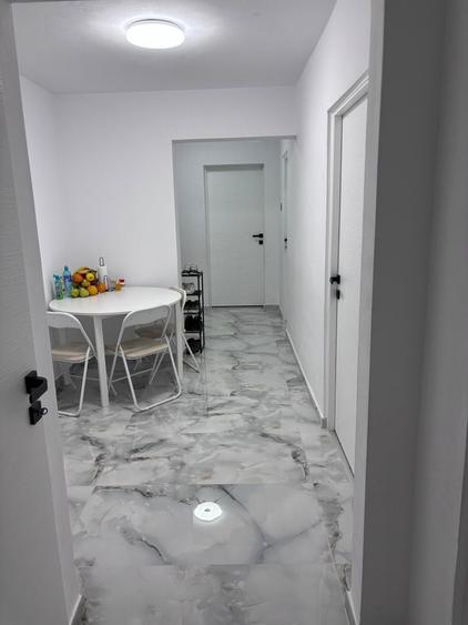 OCAZIE - Proprietar vand apartament 3 camere decomandat 72mp la parter zona Dambovita - 3