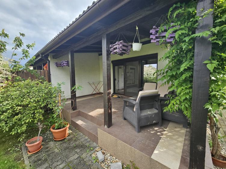 Duplex deosebit, P+E, 133 mp, foarte bine poziționat, Dumbrăvița, comision 0% - 33