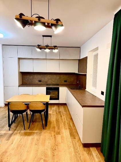 Apartament  exclusivist cu 3 camere/Central/Prima inchiriere/Terasa 20mp - 8