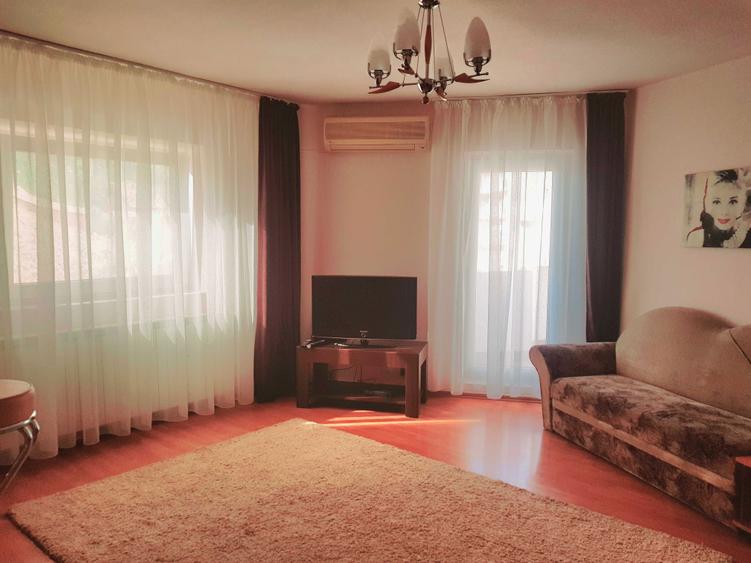 Apartament 2 camere decomandat Piata Mihai Viteazul - Vedere Bulevard - 2