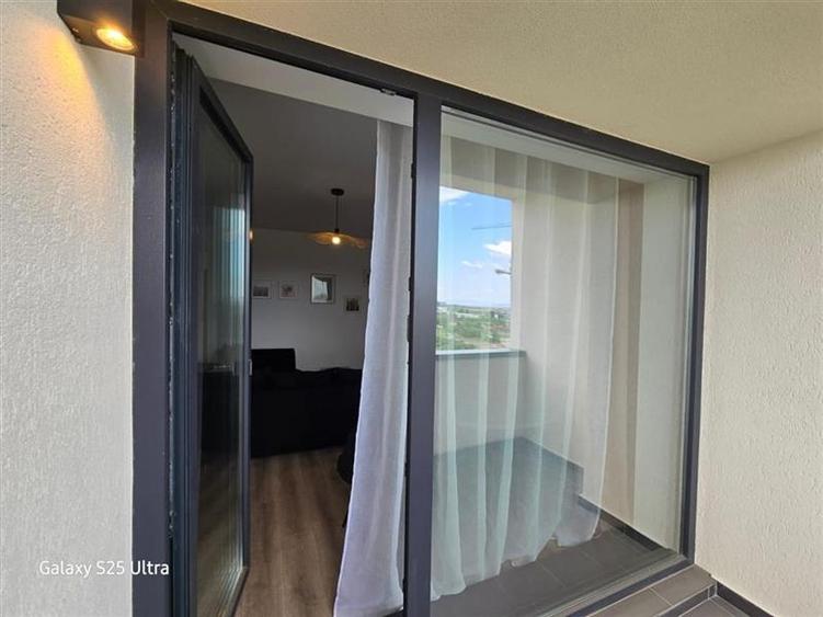 Nou, elegant, confortabil, vedere superbă - 16