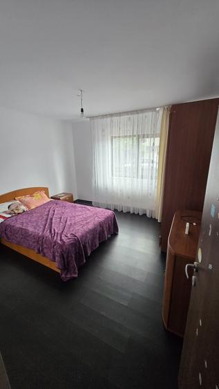Casa de inchiriat - 6