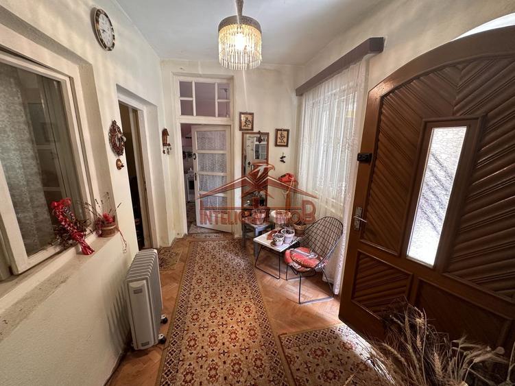 Casa de vanzare cu 3 camere in Medias zona centrala - 10