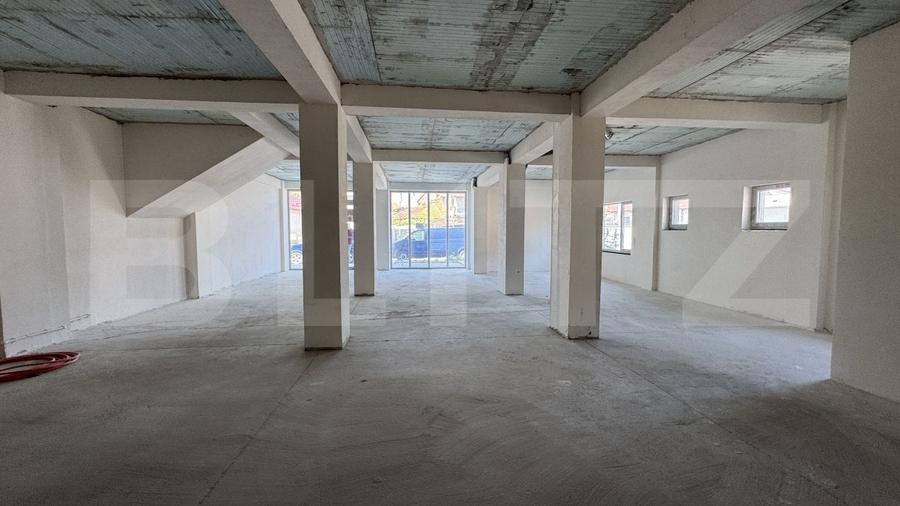 Spatiu comercial parter bloc nou, 136 mp open space, vitrina, terasa, Brestei - 3