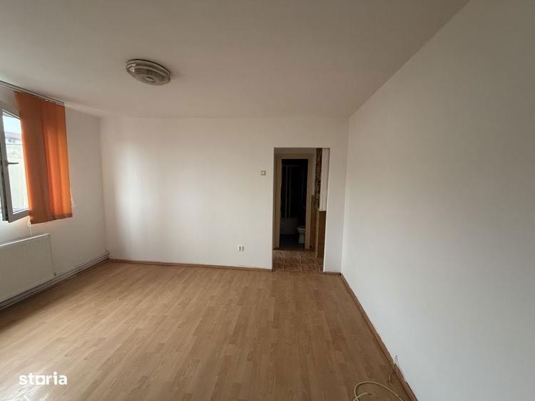 Apartament 2 camere,33 mp-zona Dallas - 3