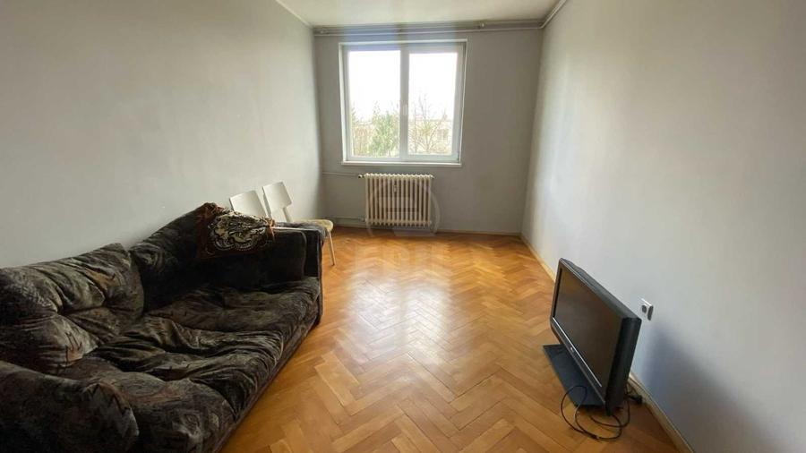 Apartament de vânzare, 3 camere, 54 mp, Plopilor - 9