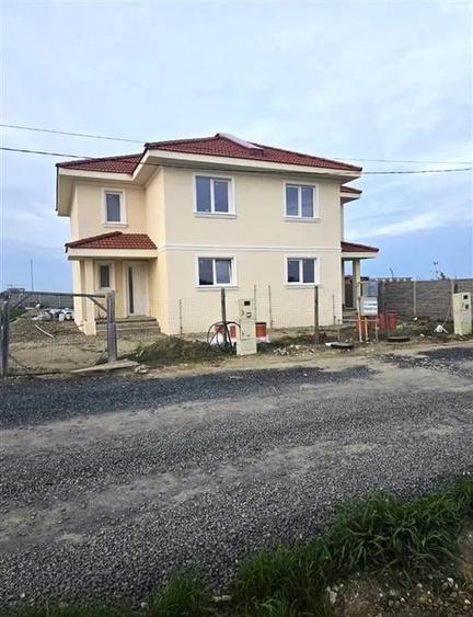 Casa de tip duplex in Giroc - 2