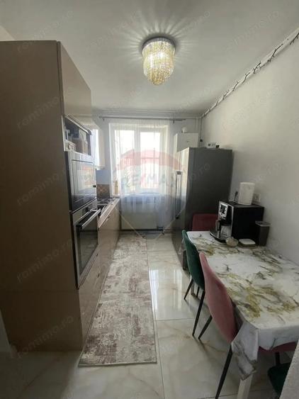 Apartament modern de 2 camere in zona Gloria - 1