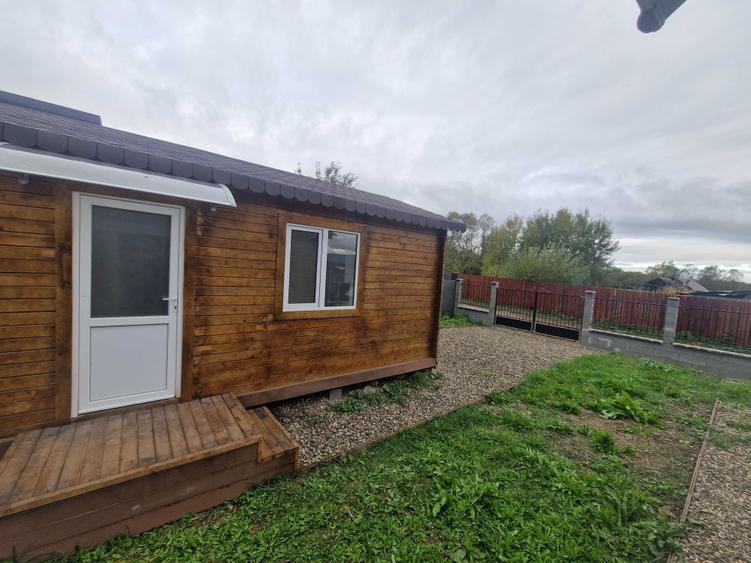 Casute de vanzare - 1