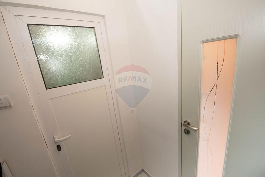 Casa cu 4 camere de vanzare,  suprafata utilă 157 mp, Calarasi - 11