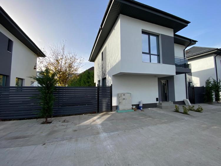 Casa individuale cu 4 camere + mansarda. Teren 240 mp. Comision 0 - 2