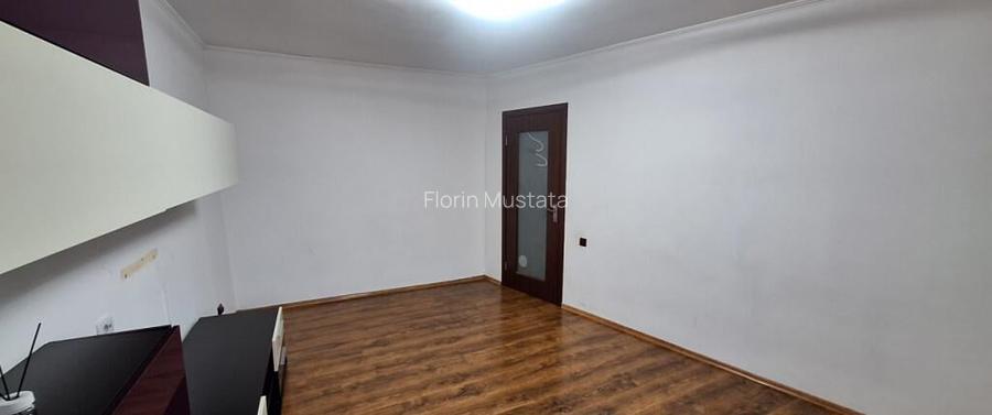 Apartament 3 camere Vidin, suprafata 75mp, etaj 2