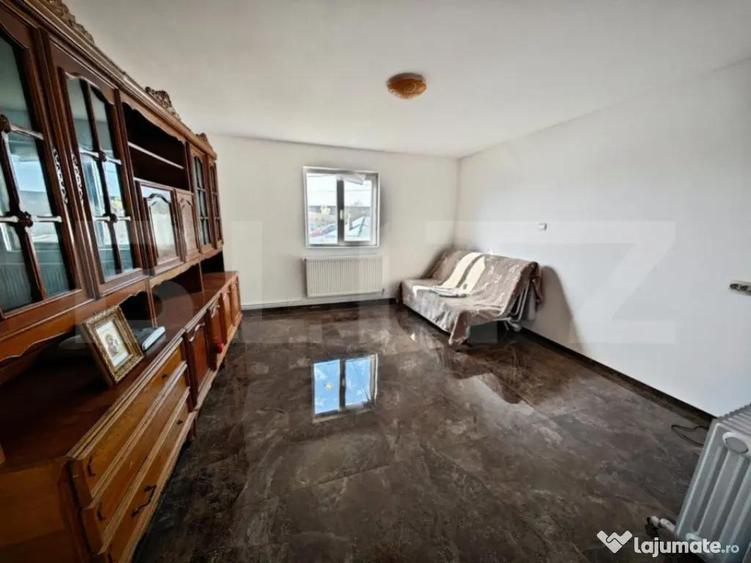 Casa cu 4 camere, 105 mp utili, cu garaj si 500 mp teren, zo - 2