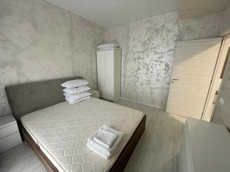 Apartament cu 2 camere semidecomandat, mobilat în Mamaia-Sat