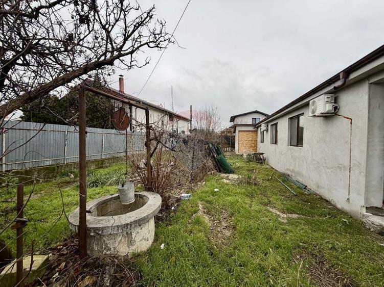 Casă cu 4 camere de vânzare - 23