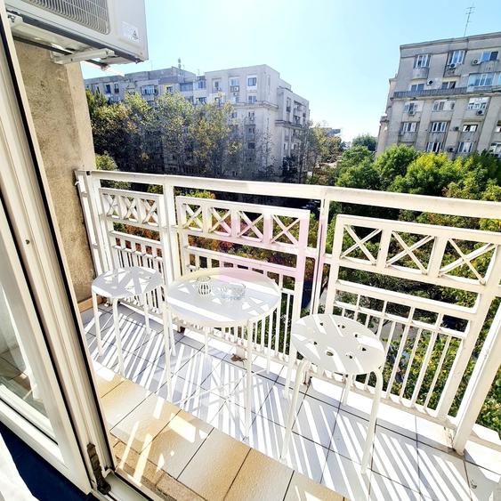 Inchiriere apartament de 2 camere in Piata Alba Iulia - 1