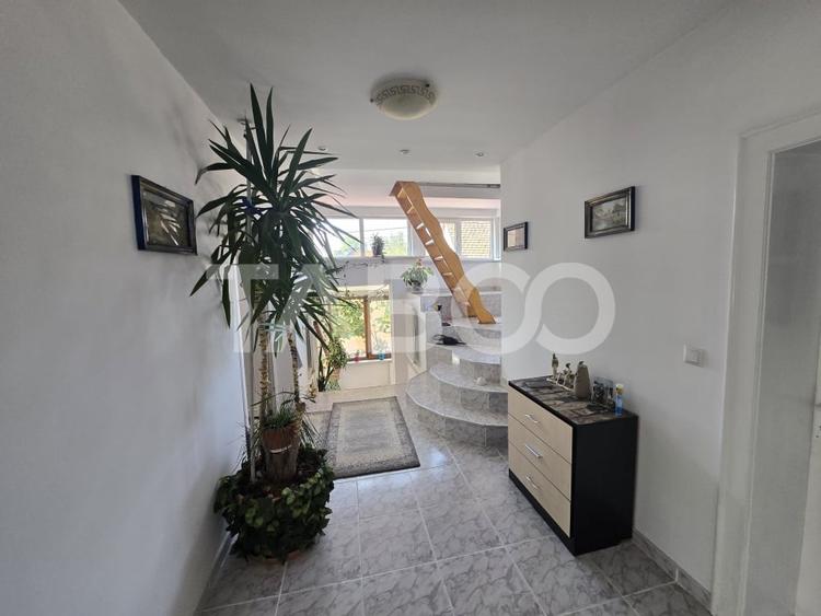 Casa individuala de vanzare 387mpu teren 624mp Sura Mica Sibiu - 5