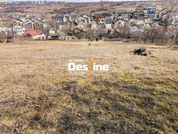 Comision 0% Teren intravilan 3000 mp Str. Soarelui la asfalt utilități la limită - 1