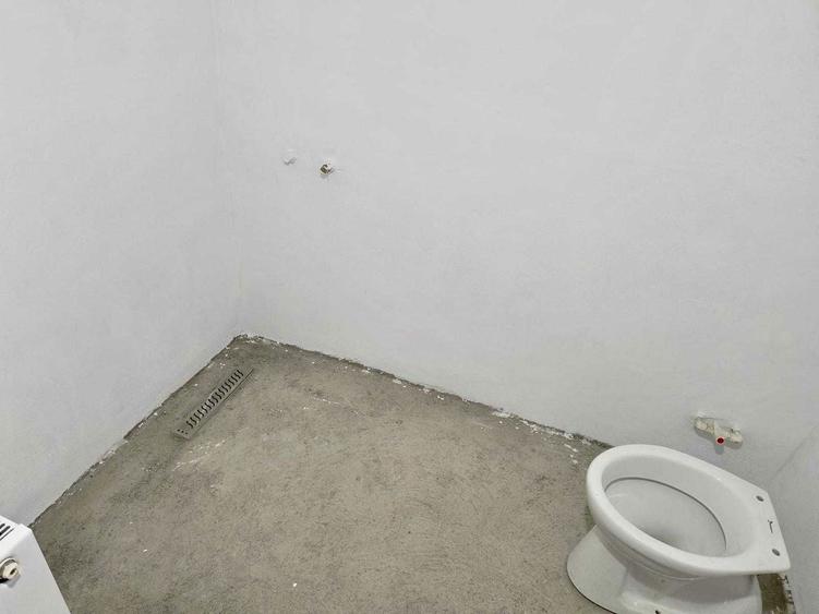 Apartament 3 camere, parter, central, universitate - 1