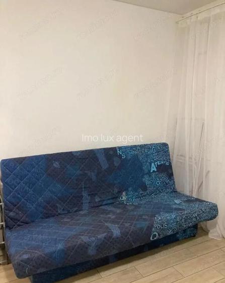 Garsoniera in zona Izvor