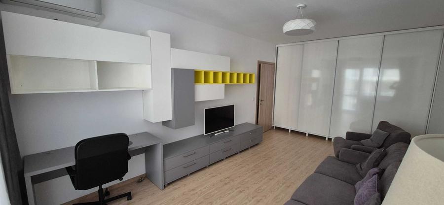 Apartament cu 2 camere decomandat în Metalurgiei
