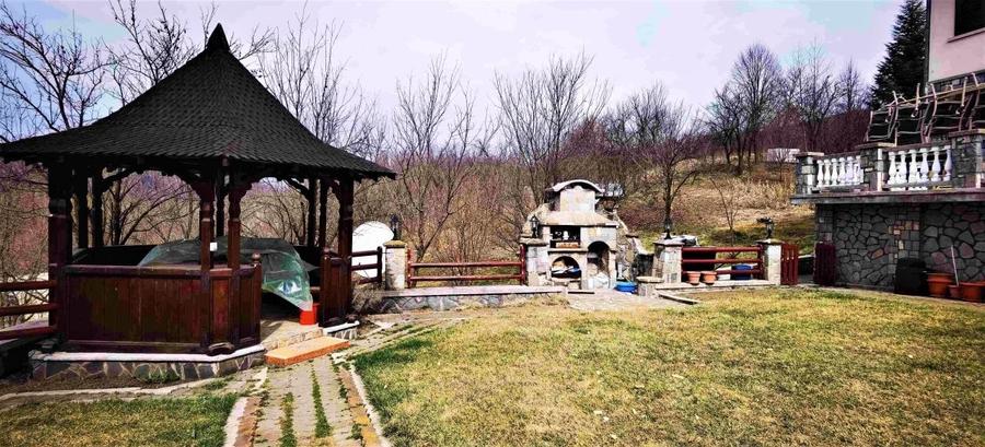 Super proprietate langa Breaza  cu teren  5000Mp , structura solida , cazemata - 5