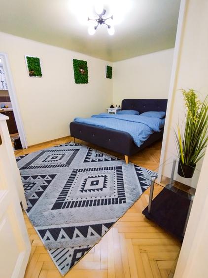 Lângă Piata Sfatului, STUDIO mobilat, 30 mp utili. - 1