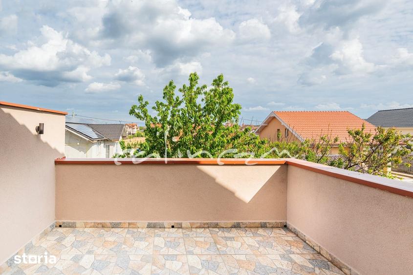Casă cu 4 camere cu Teren 400 Mp în Sântandrei