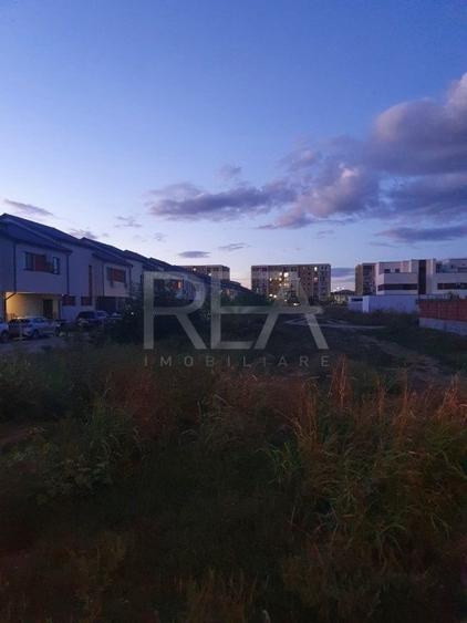 Teren Liber 833 m.p. Militari Residence cu  Posibilitate extindere la 1600 m.p. - 2