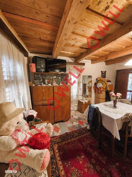 De vanzare casa familiala in Miclosoara! - 6